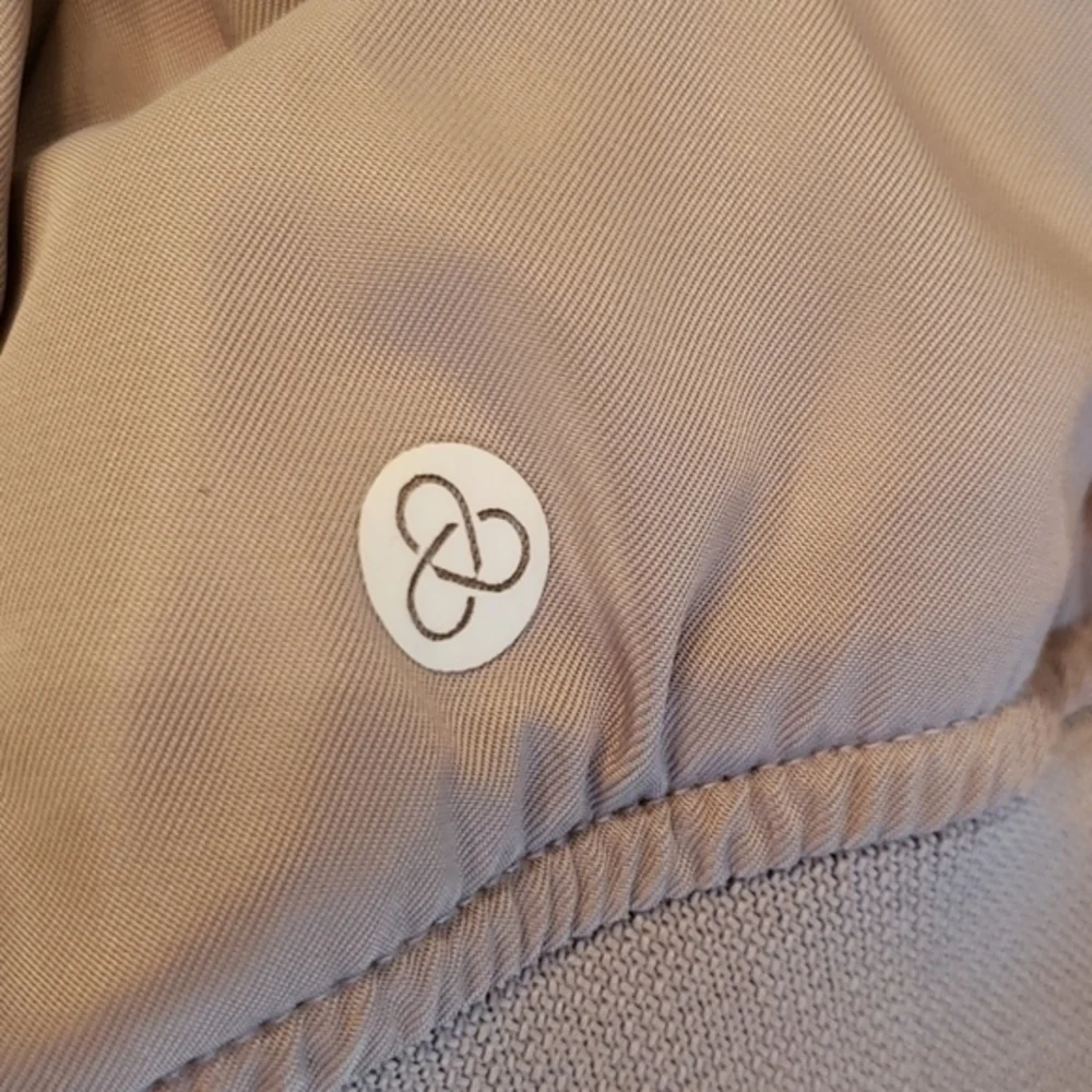 ZELLA  LAVENDER SATIN‎ BOMBER JACKET Size Small Pockets